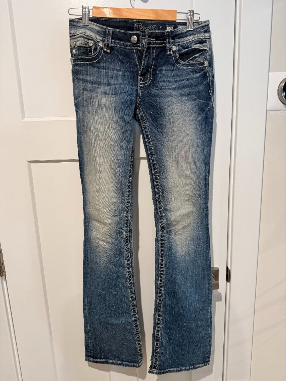 Size 27 Miss Me Jeans Signature Boot Cut